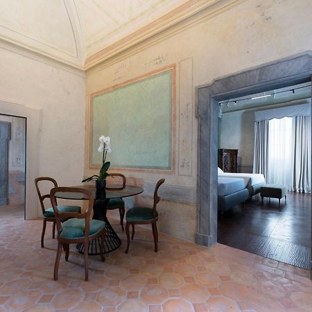 Palazzo Giusti Suites And Spa Urbino Bagian luar foto