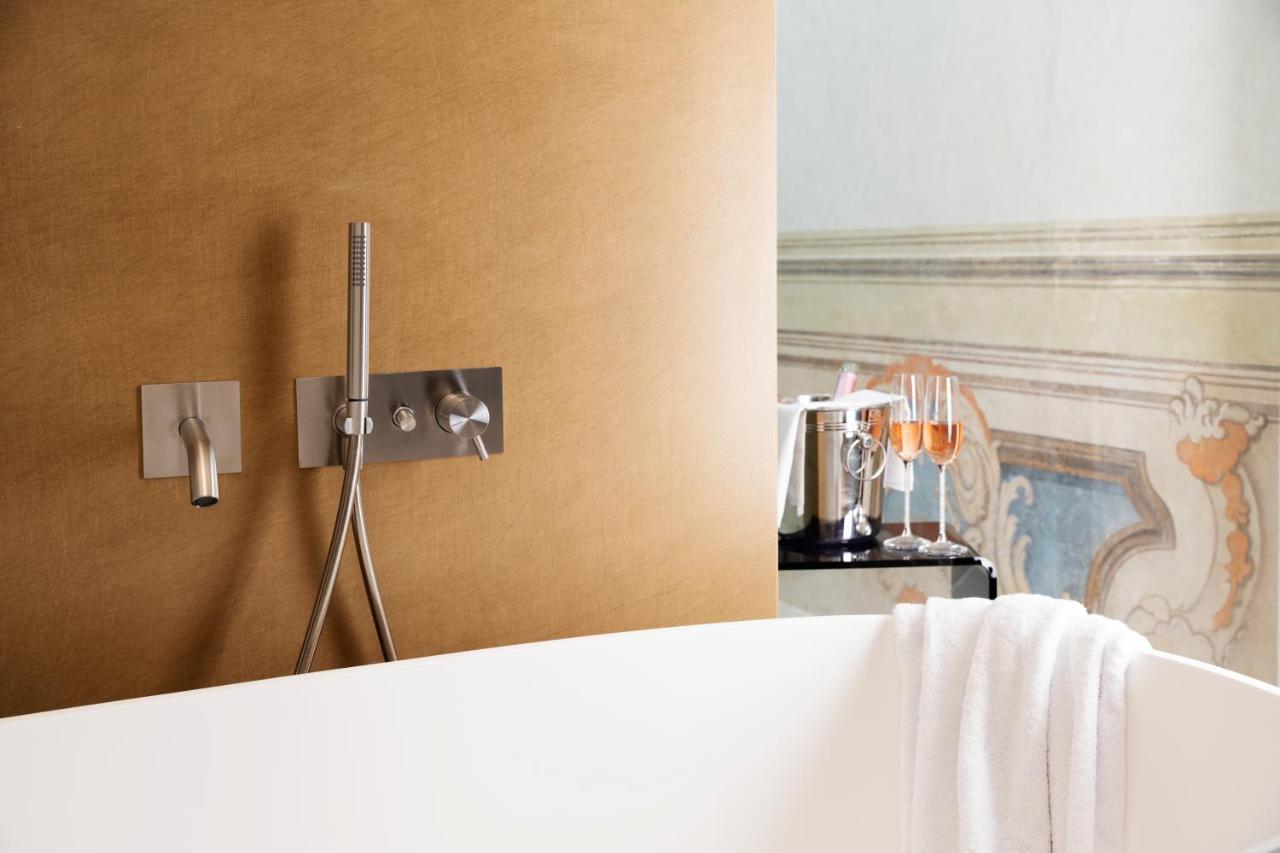 Palazzo Giusti Suites And Spa Urbino Bagian luar foto