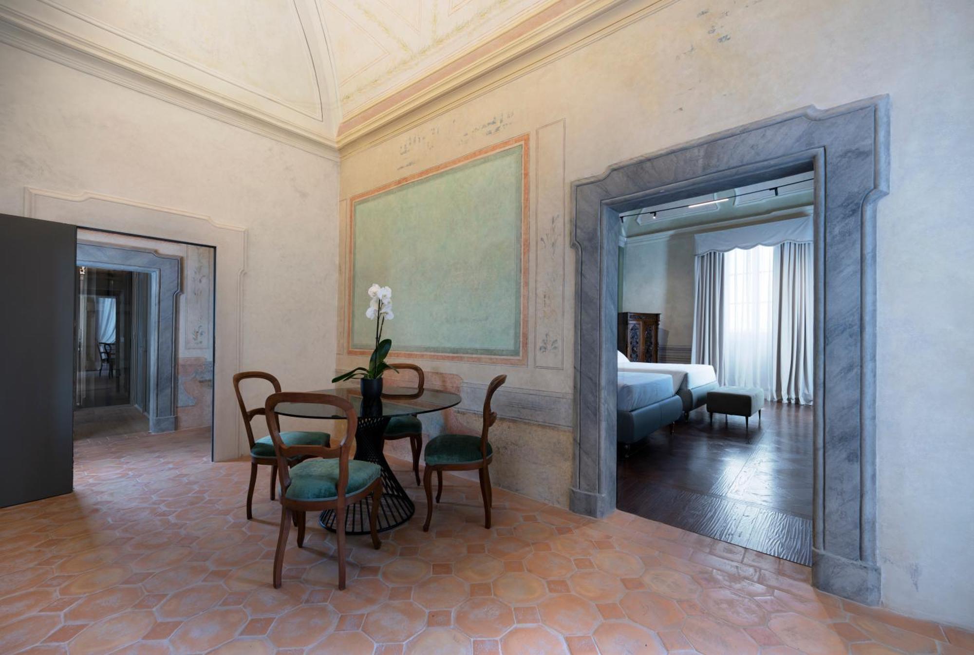 Palazzo Giusti Suites And Spa Urbino Bagian luar foto