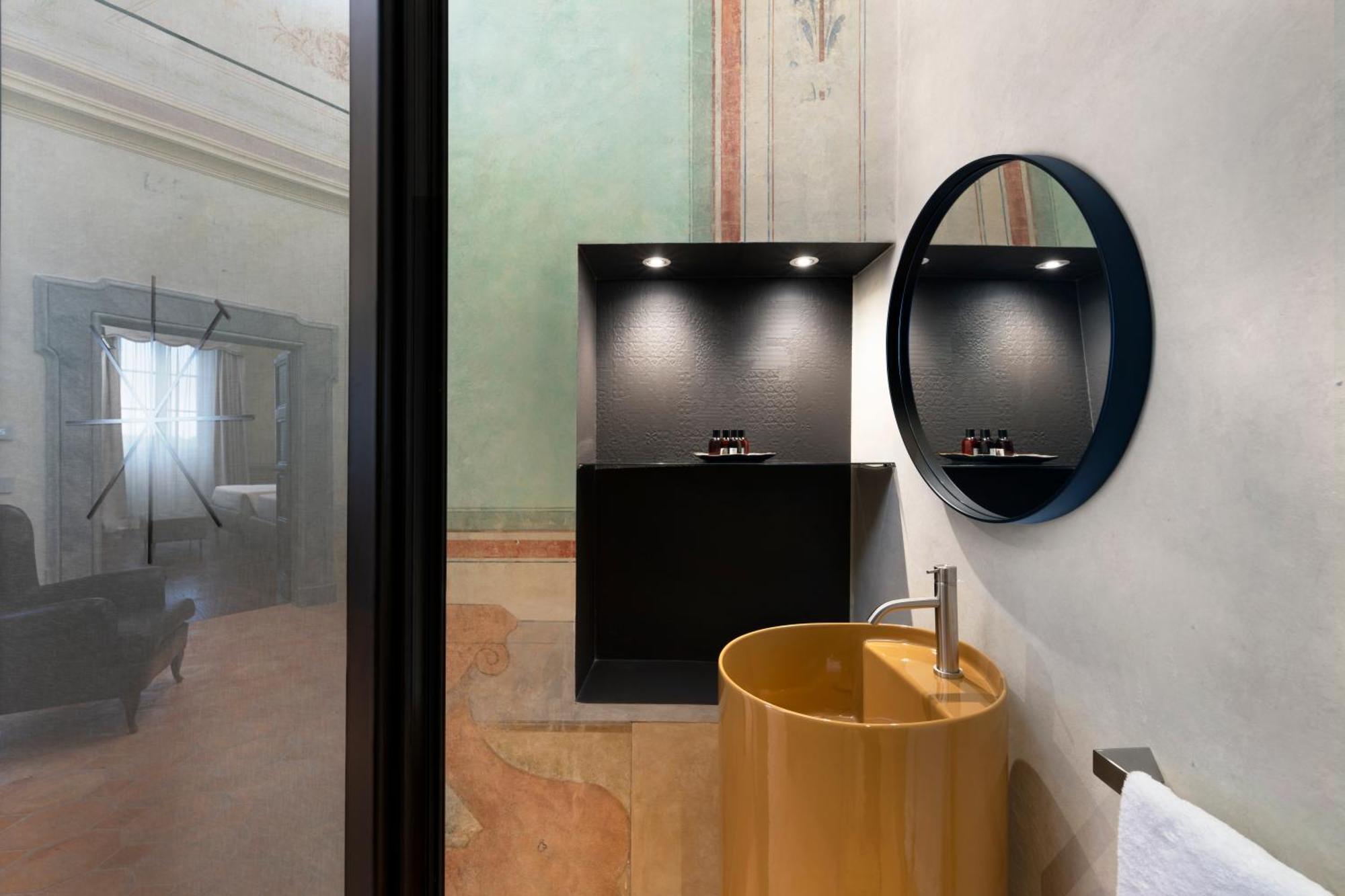 Palazzo Giusti Suites And Spa Urbino Bagian luar foto